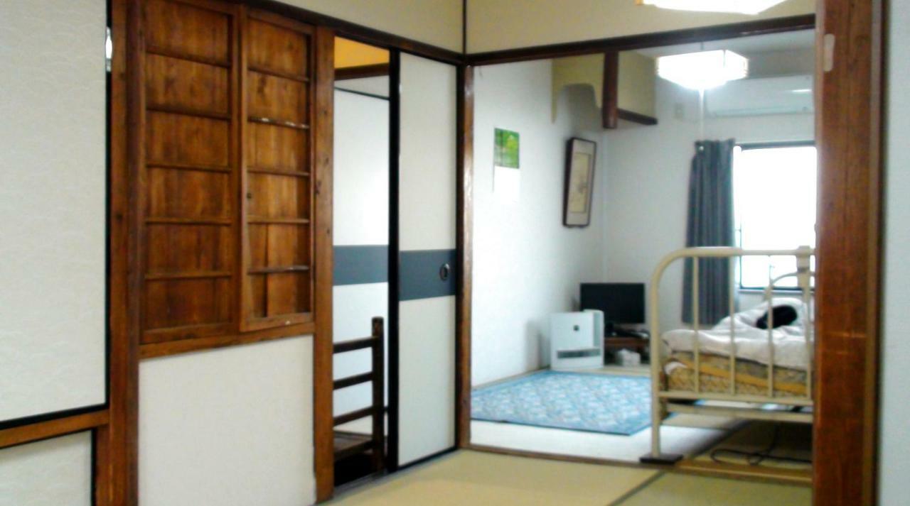 Hotel ファミリー向け民泊 かつら 二条城近くの和風座敷 Kyōto Esterno foto